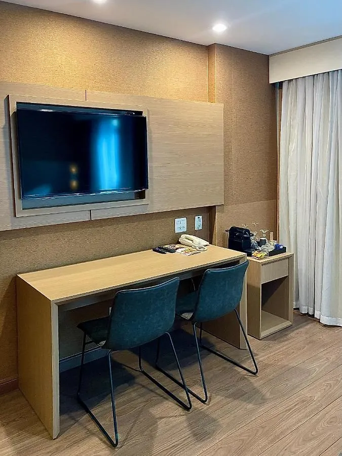 Flat Particular Incrivel No Hotel Wynd Ibirapuera Antigo B Convention Сан-Пауло